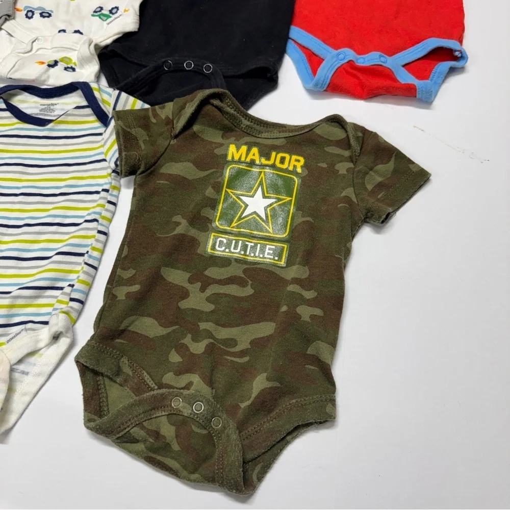 Assorted Baby Onesies Set 0-3m. 14pcs.